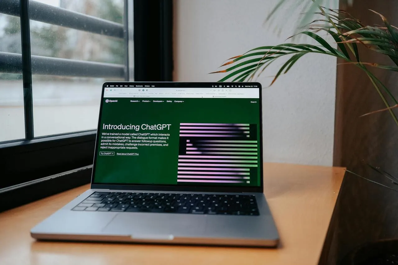 ¿Por qué dejó de funcionar ChatGPT? Esto es lo que sabemos y las alternativas disponibles