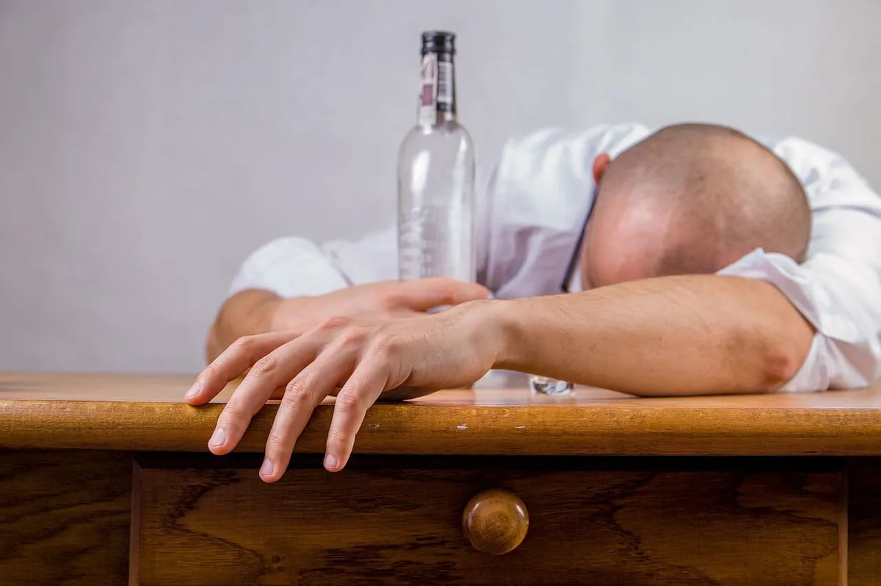 ¿Cómo aliviar la cruda después de la noche mexicana? Sigue estos 5 consejos
