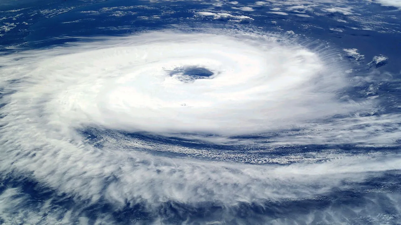 Tormentas Tropicales Lane y Patty: ¿Un Riesgo para México?
