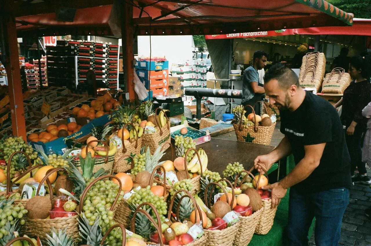 El Consumo Comercial en México se Debilita en Septiembre: Inegi